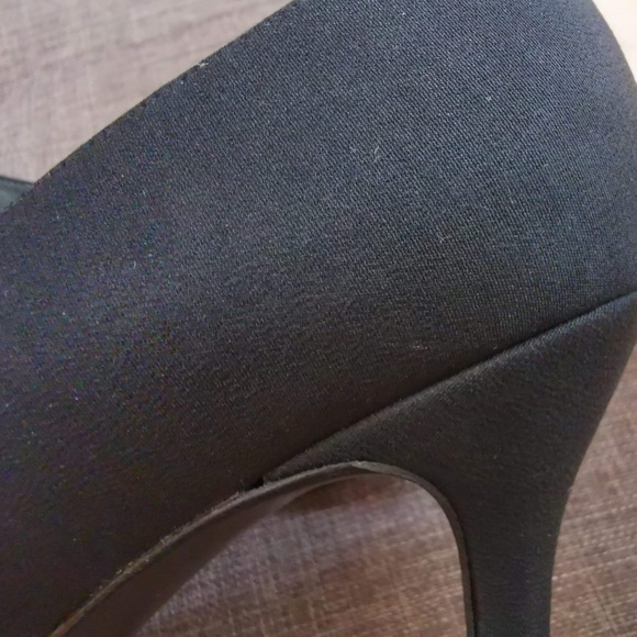 Sz 9.5 Stuart Weitzman woven fabric pumps - Picture 3 of 8